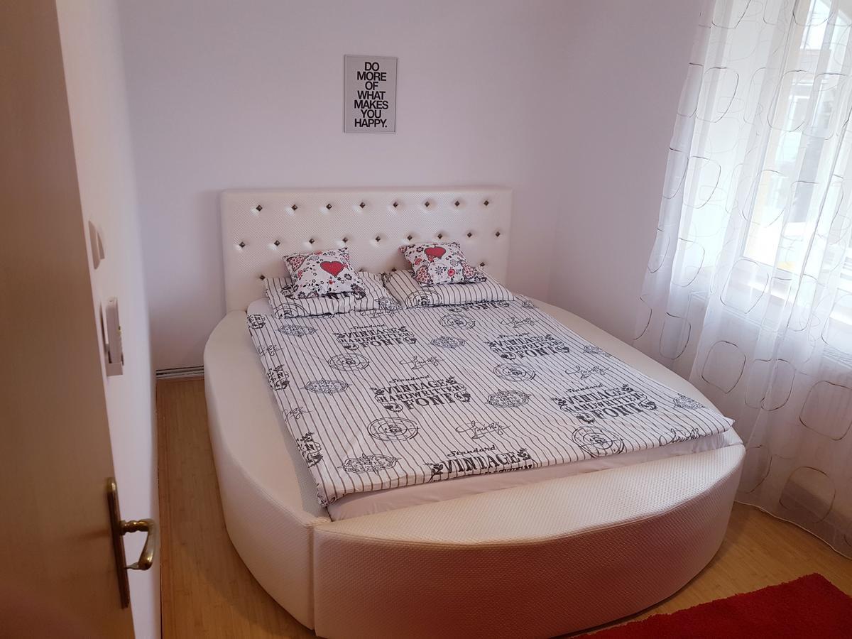 Apartament Central Miguel トゥルダ エクステリア 写真