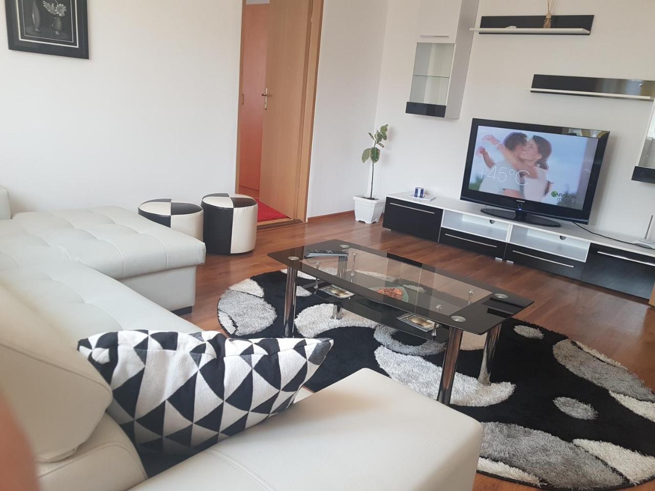 Apartament Central Miguel トゥルダ エクステリア 写真