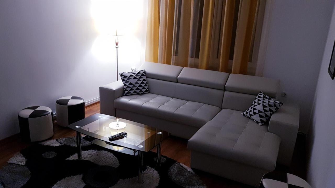 Apartament Central Miguel トゥルダ エクステリア 写真